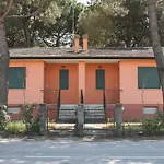 Casetta Con Scoperto E Giardino A Pochi Passi Dal Mare Villaggio Possagno Da Colla