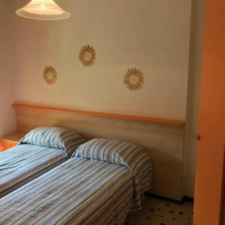 Casetta Con Scoperto E Giardino A Pochi Passi Dal Mare