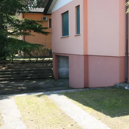 Casetta Con Scoperto E Giardino A Pochi Passi Dal Mare *